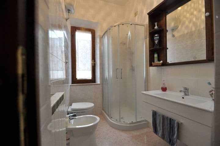 Apartment for sale in Pienza, Italy - Image 5