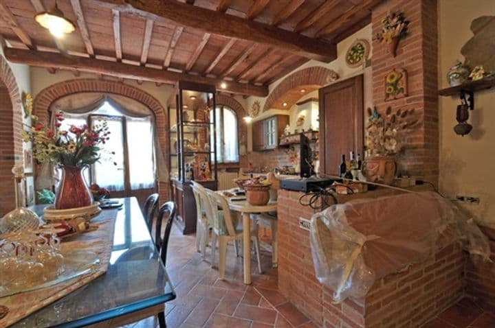 Apartment for sale in Sinalunga, Italy - Image 3