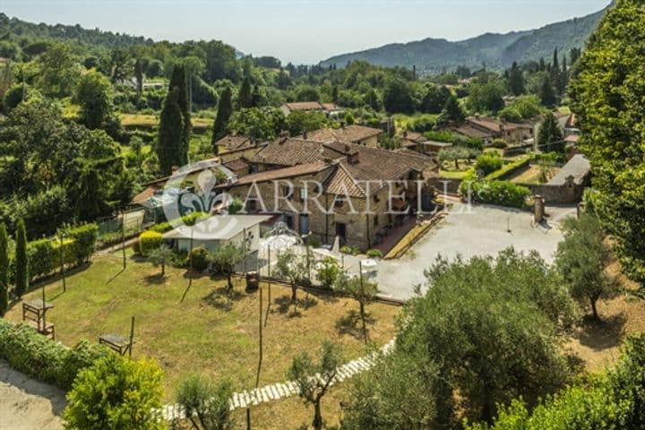 8 bedrooms house for sale in Camaiore, Italy