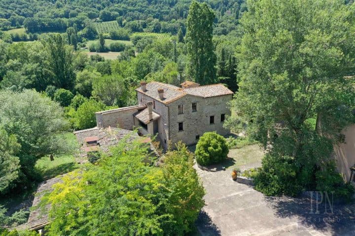 8 bedrooms other for sale in Montone, Italy - Image 2