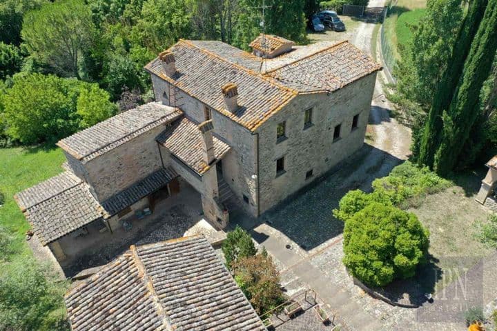 8 bedrooms other for sale in Montone, Italy - Image 3