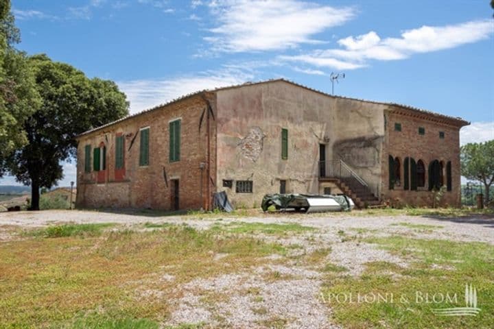 House for sale in Asciano, Italy - Image 12