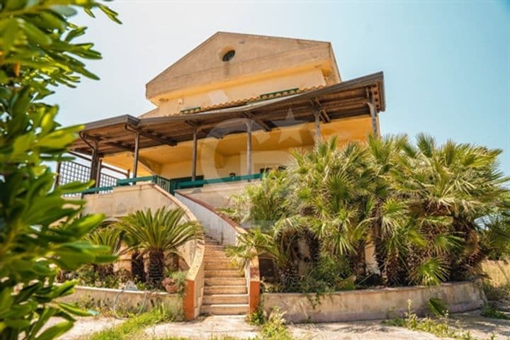 House for sale in Noto, Italy - Image 8