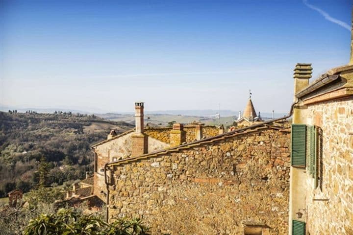 Apartment for sale in Montalcino, Italy - Image 2