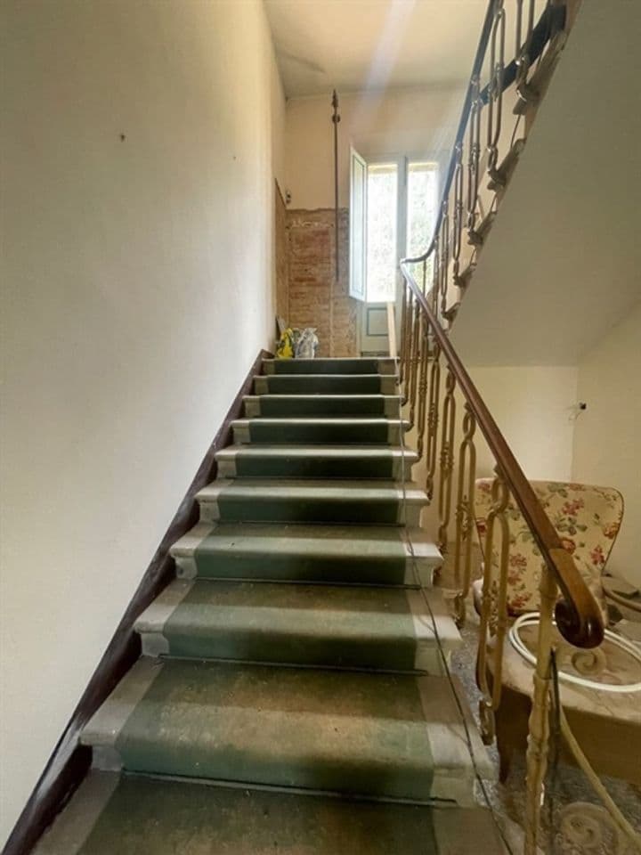 House for sale in Castiglione del Lago, Italy - Image 6