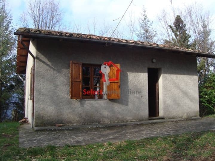 House for sale in Bagni di Lucca, Italy - Image 3