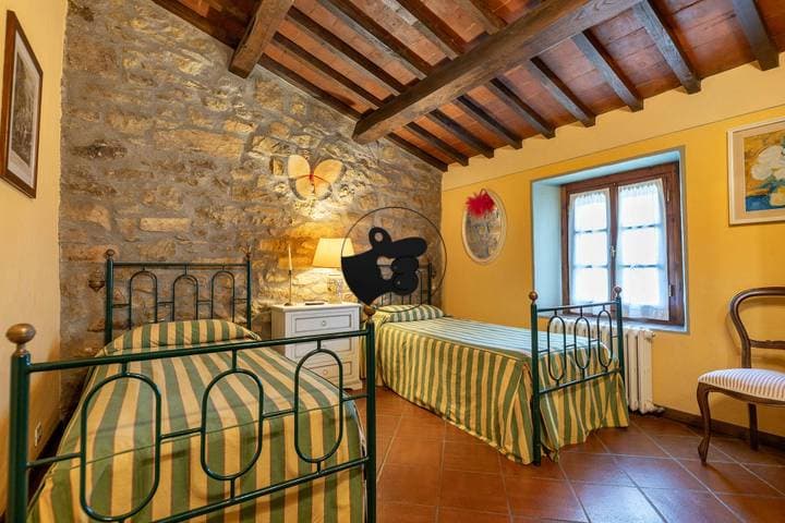 6 bedrooms other for sale in Arezzo, Italy - Image 45