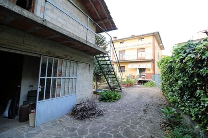 House for sale in Pescia, Italy - Image 6