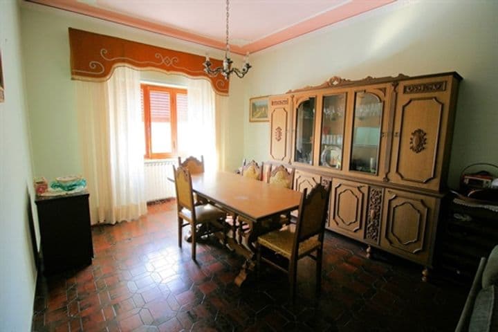 House for sale in Pescia, Italy - Image 12