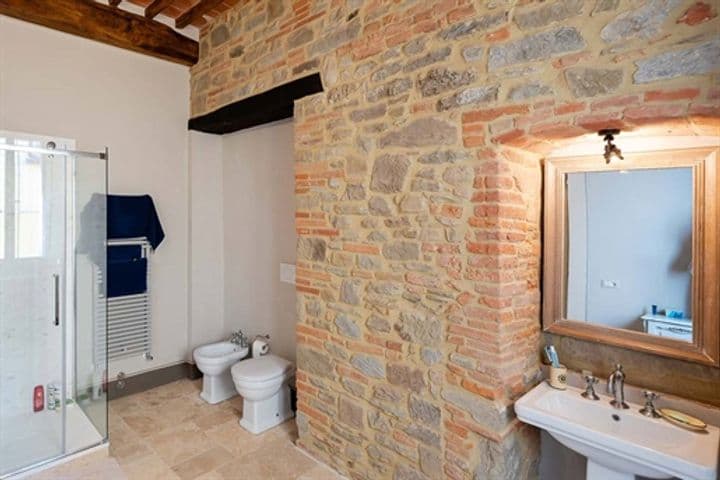 Apartment for sale in Cortona, Italy - Image 9