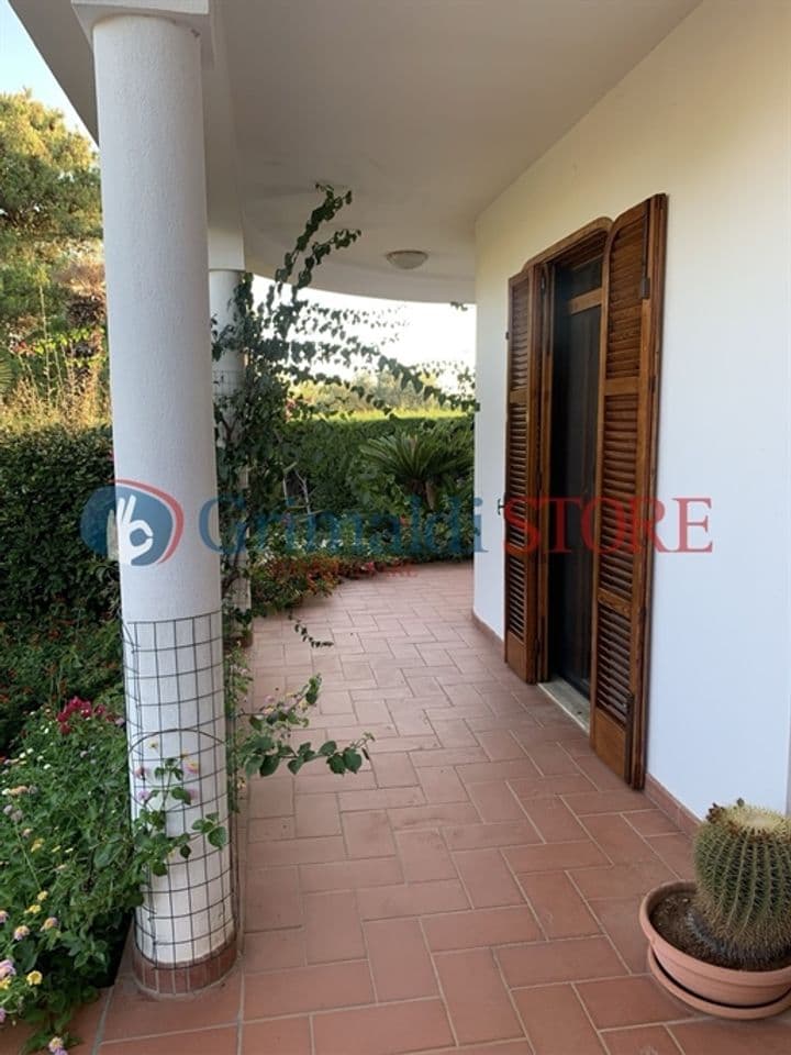 House for sale in Nardo, Italy - Image 7