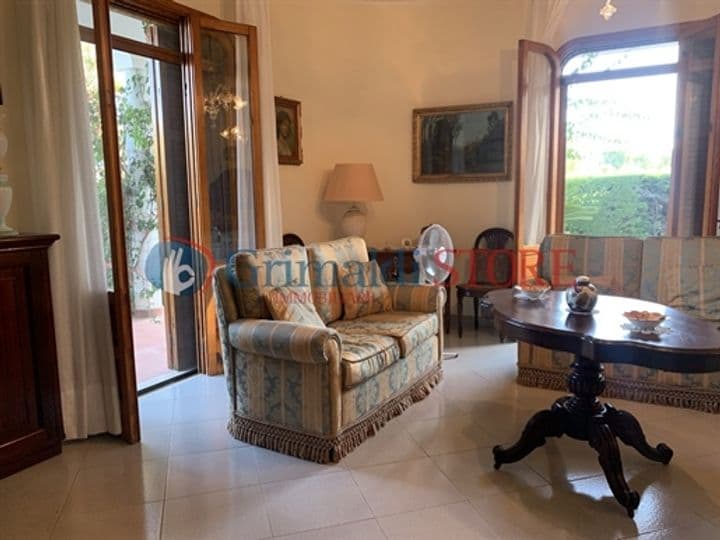 House for sale in Nardo, Italy - Image 2