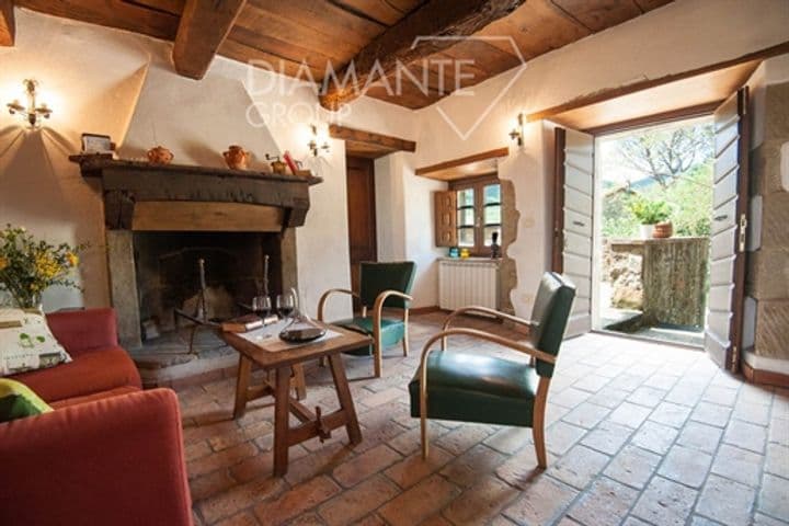 28 bedrooms other for sale in Cortona, Italy - Image 3