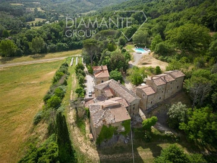 28 bedrooms other for sale in Cortona, Italy - Image 10