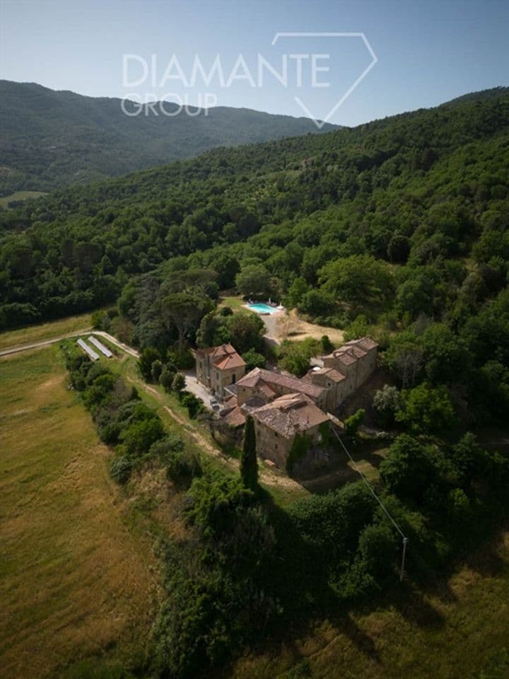 28 bedrooms other for sale in Cortona, Italy - Image 11