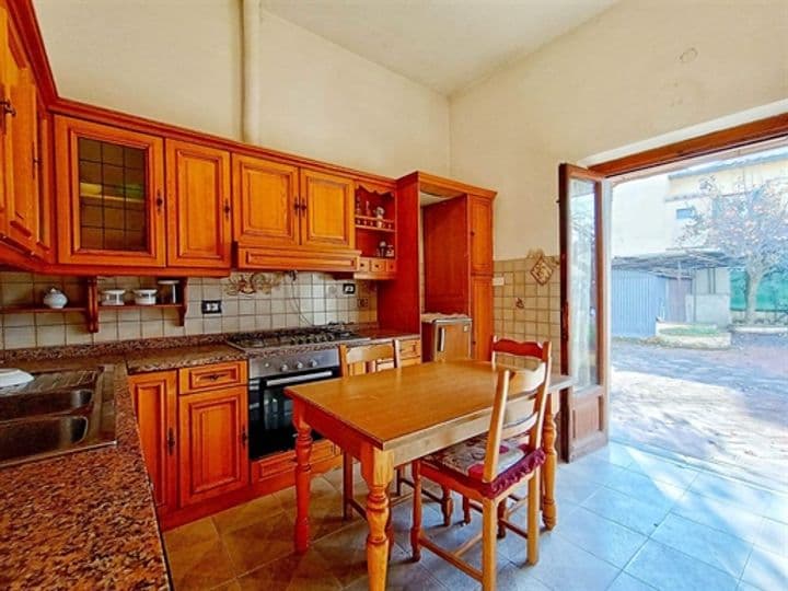 2 bedrooms house for sale in Florence, Italy - Image 2