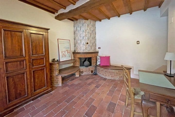 Apartment for sale in Montepulciano, Italy - Image 8