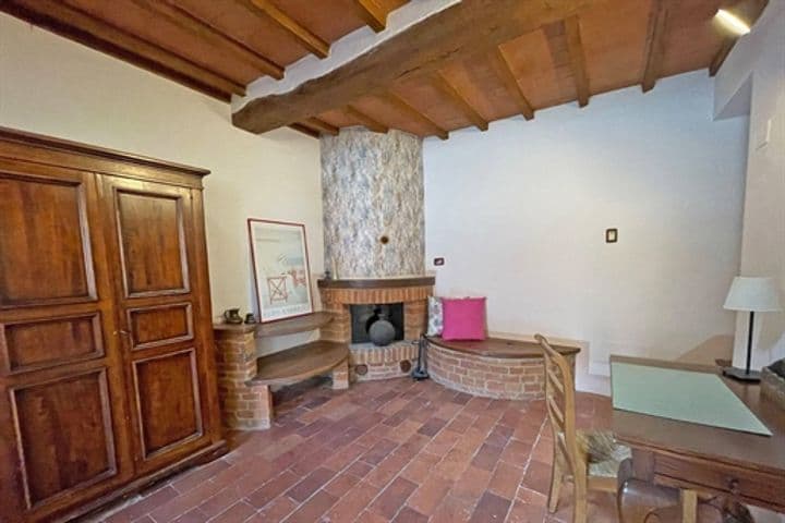 Apartment for sale in Montepulciano, Italy - Image 9