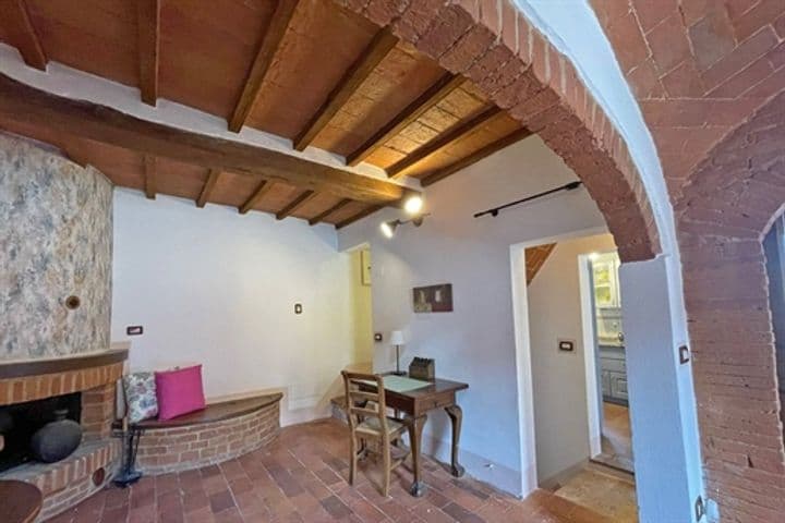 Apartment for sale in Montepulciano, Italy - Image 11