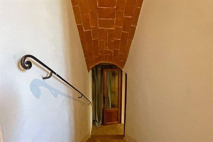 Apartment for sale in Montepulciano, Italy - Image 4