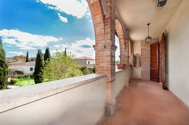 House for sale in Montepulciano, Italy - Image 2