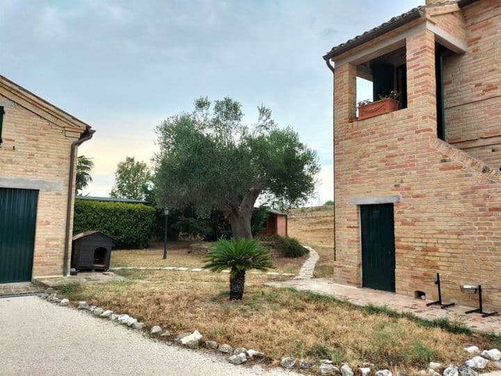 3 bedrooms house for sale in Recanati, Italy - Image 3