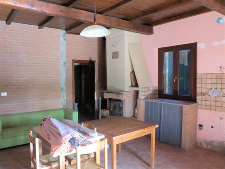 House for sale in Gavorrano, Italy - Image 9