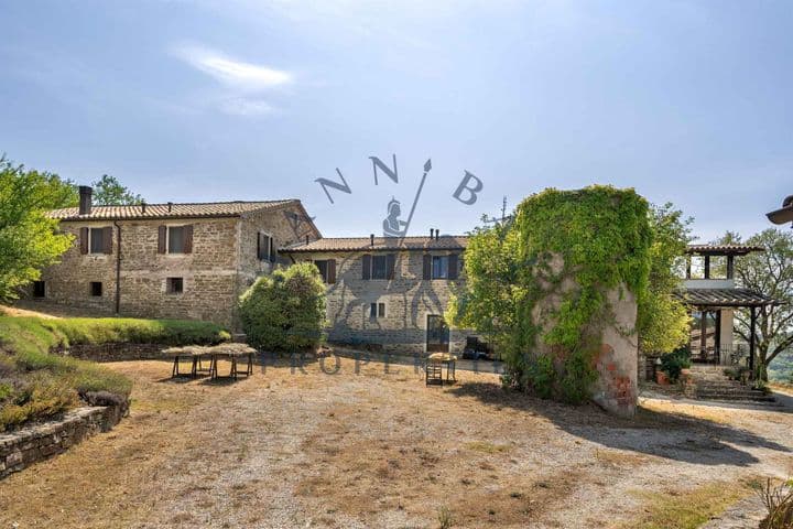 13 bedrooms other for sale in Perugia, Italy