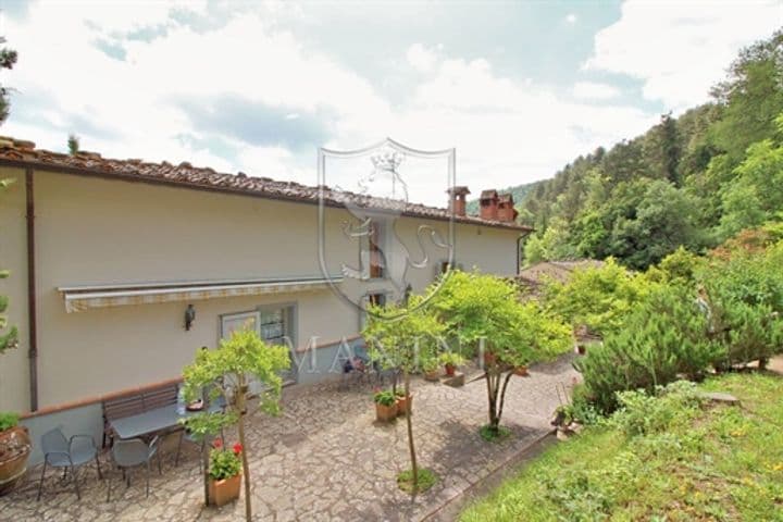 House for sale in Montevarchi, Italy - Image 12