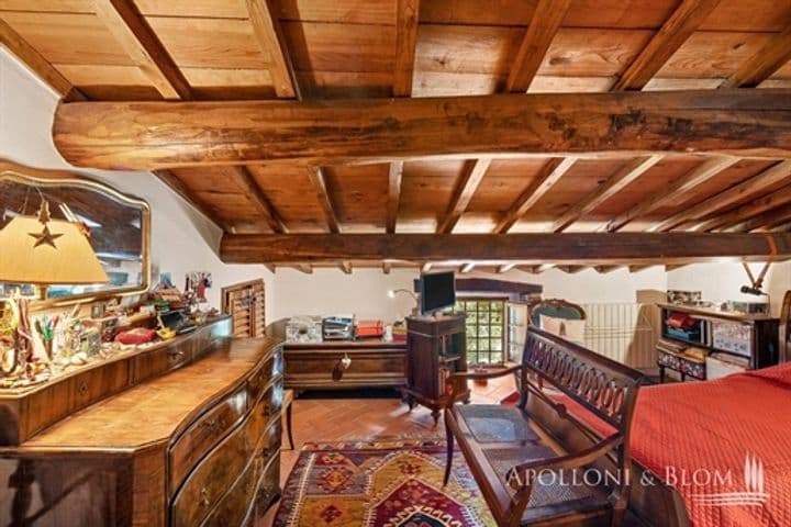 House for sale in Radda in Chianti, Italy - Image 9