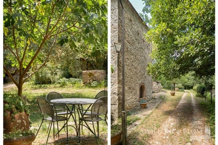 House for sale in Radda in Chianti, Italy - Image 7