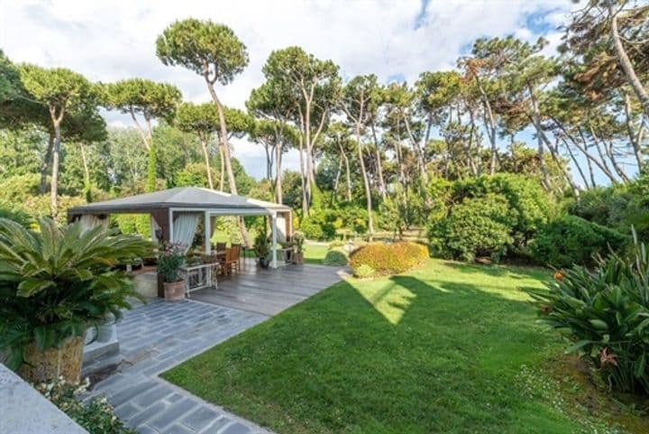 8 bedrooms house for sale in Massa, Italy - Image 2