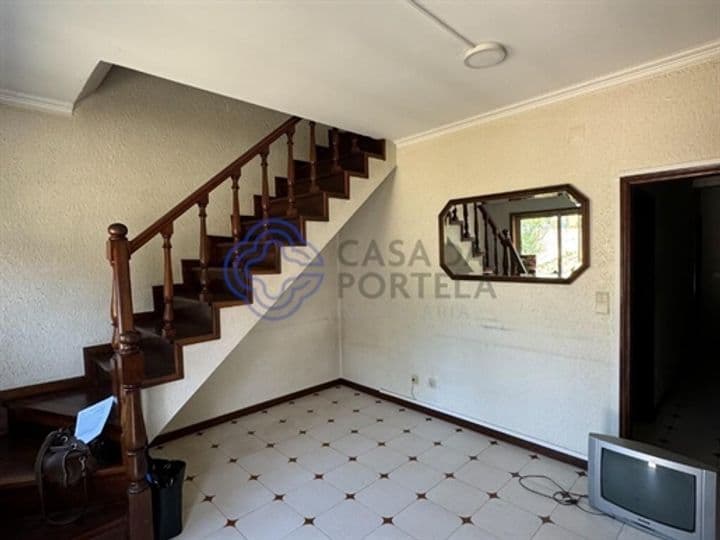 House for sale in Pedroso, Portugal - Image 3