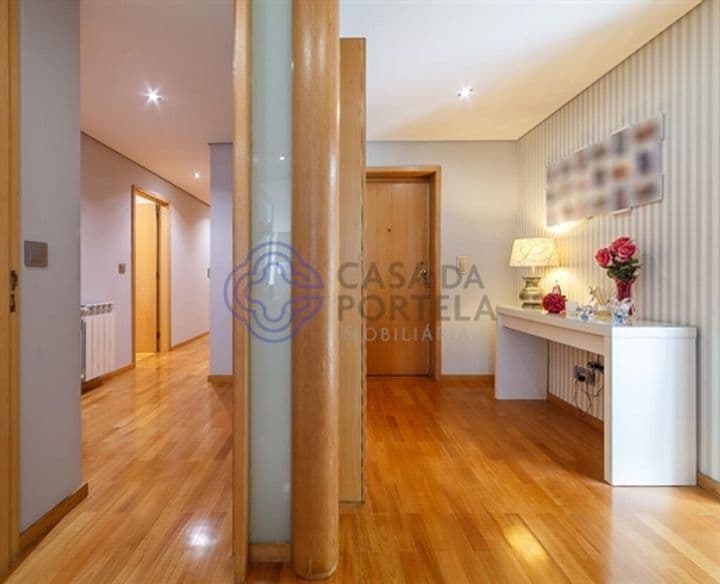 Apartment for sale in Pedroso, Portugal - Image 3