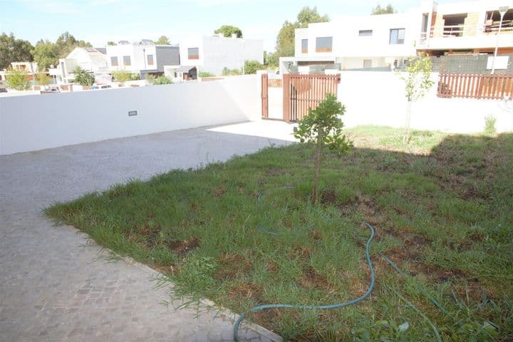 3 bedrooms house for sale in Sesimbra (Castelo), Portugal - Image 2