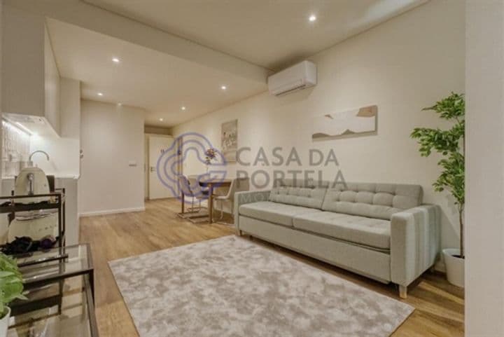 Apartment for sale in Cedofeita, Santo Ildefonso, Se, Miragaia, Sao Nicolau e Vitoria, Portugal - Image 3