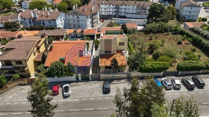 House for sale in Castelo da Maia, Portugal - Image 10