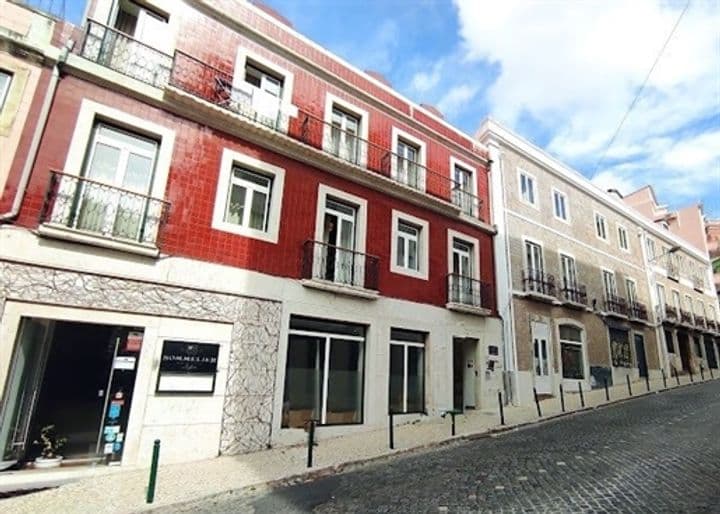 1 bedroom apartment for sale in Lisbon, Portugal - Image 10