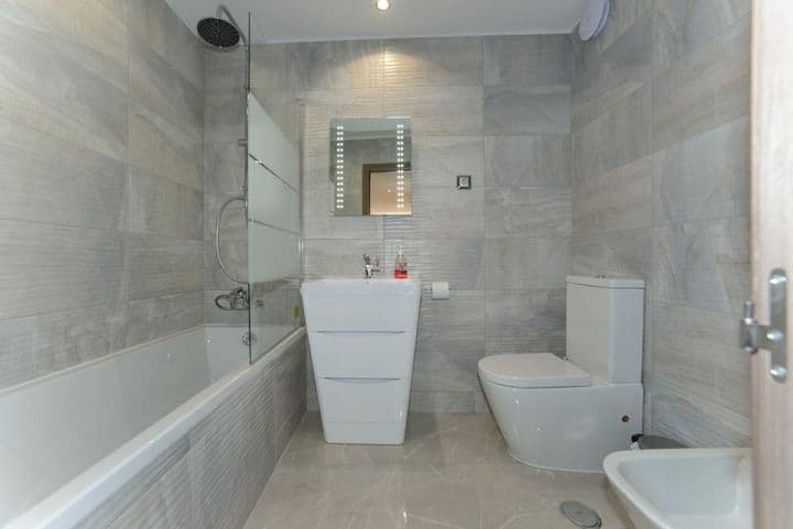 2 bedrooms apartment for sale in Portimao, Portugal - Image 11