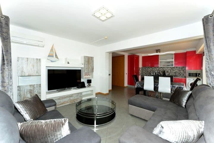 2 bedrooms apartment for sale in Portimao, Portugal - Image 3