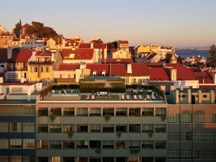 2 bedrooms other for sale in Lisbon, Portugal - Image 2