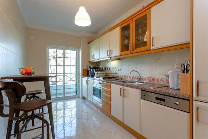 1 bedroom apartment for sale in Albufeira (Olhos de Agua), Portugal - Image 3