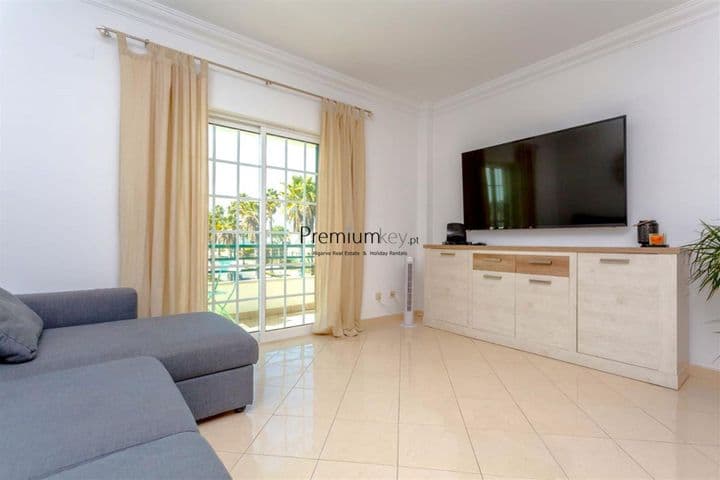 1 bedroom apartment for sale in Albufeira (Olhos de Agua), Portugal - Image 2