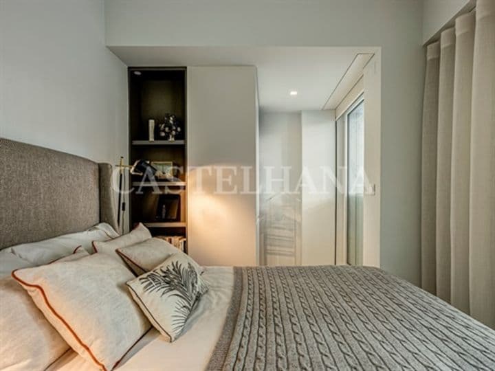 Apartment for sale in Santo Antonio, Portugal - Image 7