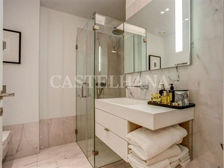 Apartment for sale in Santo Antonio, Portugal - Image 6