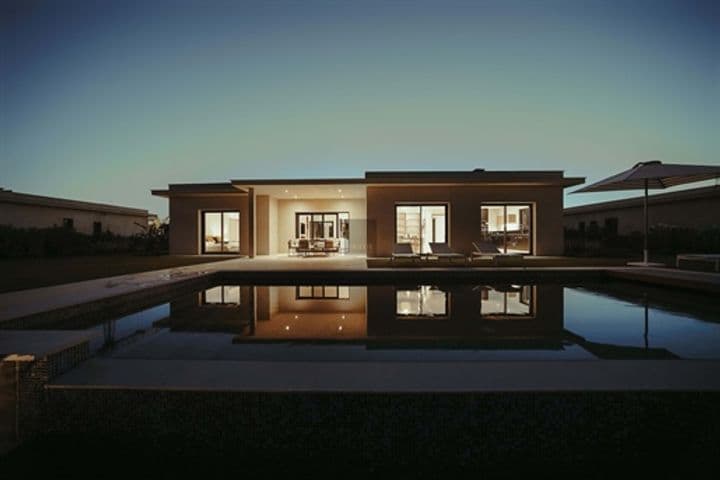 4 bedrooms house for sale in Faro (Se e Sao Pedro), Portugal - Image 9