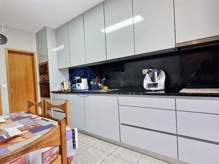 Apartment for sale in Castelo da Maia, Portugal - Image 4