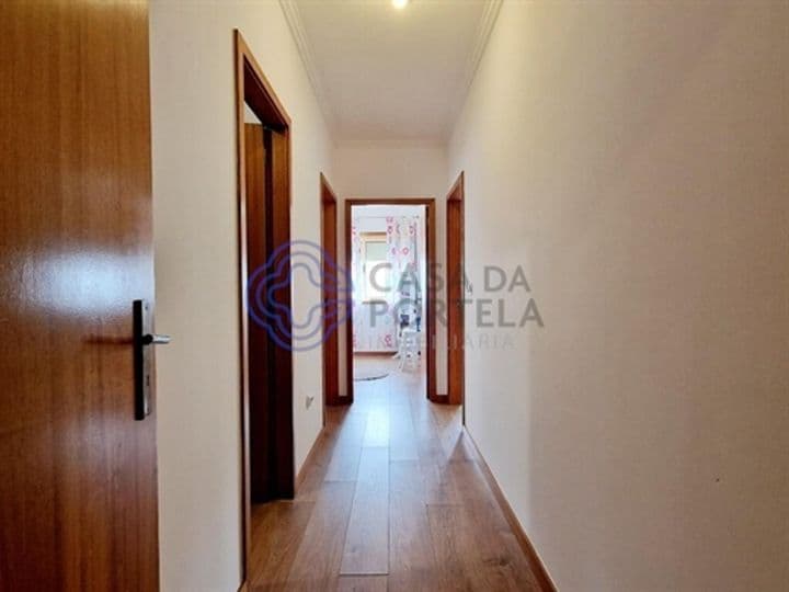 Apartment for sale in Castelo da Maia, Portugal - Image 11