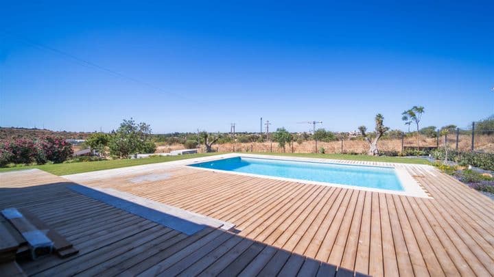 5 bedrooms house for sale in Quarteira, Portugal - Image 2