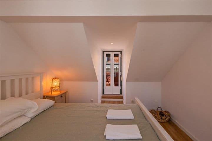 2 bedrooms apartment for sale in Misericordia, Portugal - Image 8